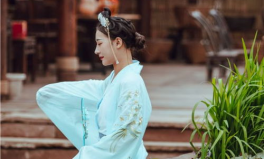 留影小姐姐,捕捉时光的美好瞬间